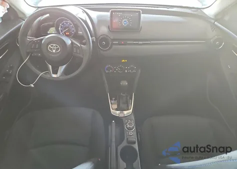 2018 Toyota Yaris Ia из США, поврежденный, VIN 3MYDLBYV8JY319420